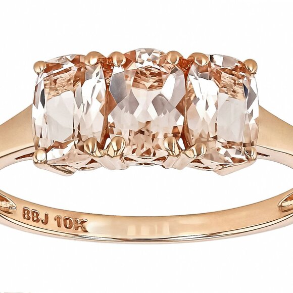 MOrganite 10k Solid Gold Ring size 7 Pre Owned 2mm 10k rose gold - Picture 2 of 4